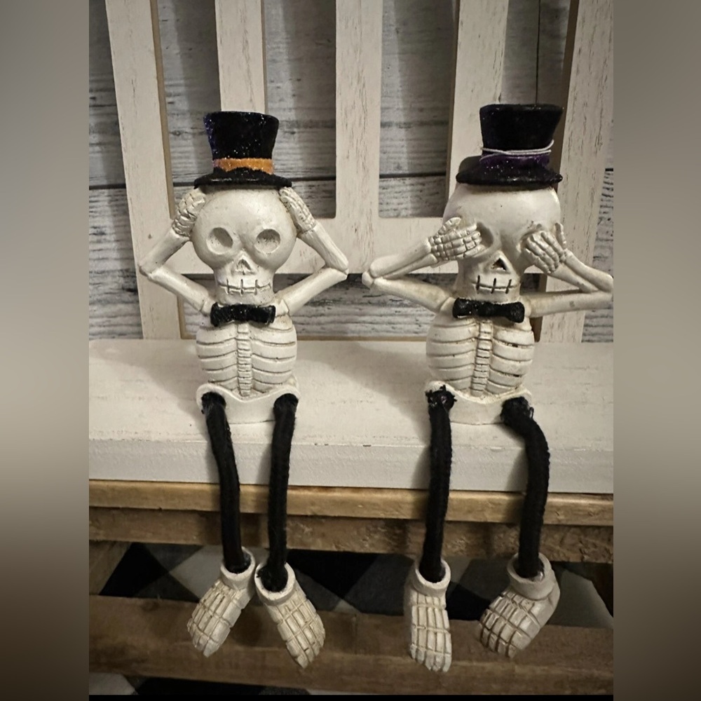 2 TRANSPAC Halloween Shelf Sitters Skeleton Hear No Evil, See No Evil Set Decor